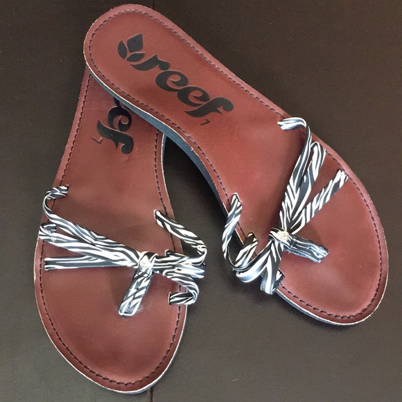 Reef Shoes - Reef Zebra Print Thong Sandals